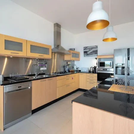 Sea Sky House With Private Pool By Madeira Ponta do Sol (Madeira)