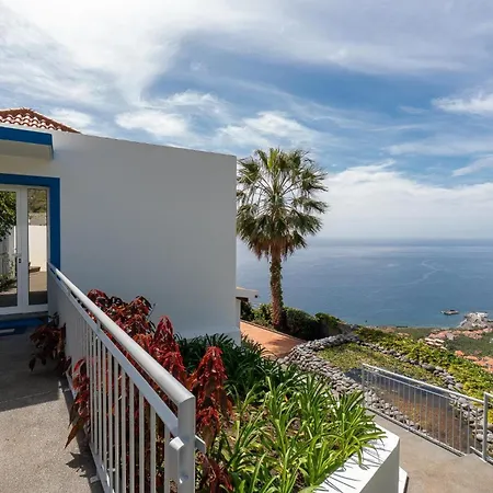 Hébergement de vacances Sea Sky House With Private Pool By Madeira